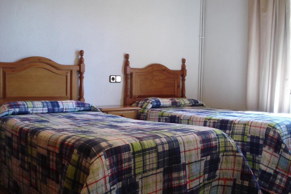 Apartaments Pont Romanic Espot Room photo
